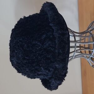 Elegant Black Furry Women's Hat